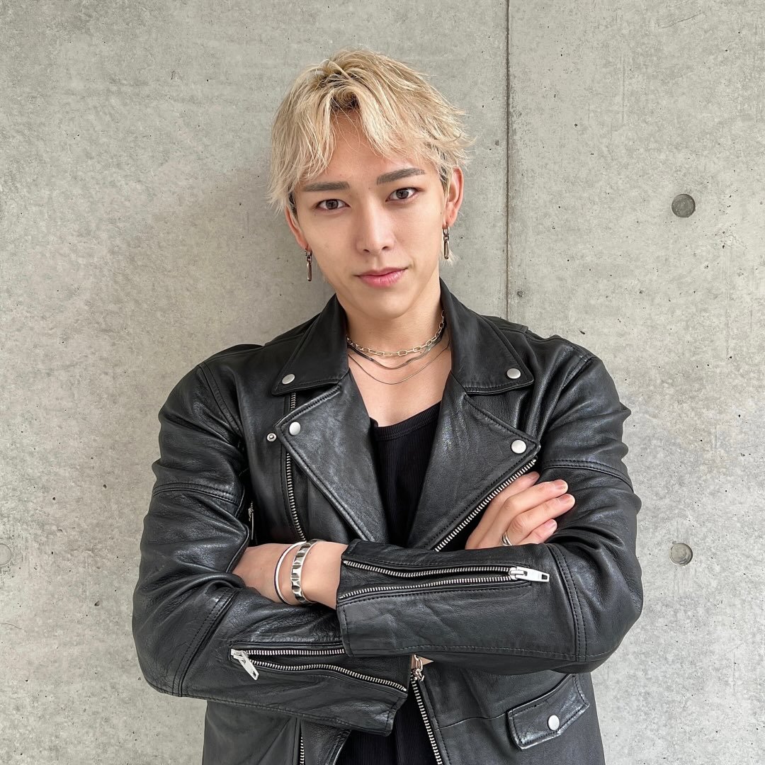 Lay. 代表 内堀 光